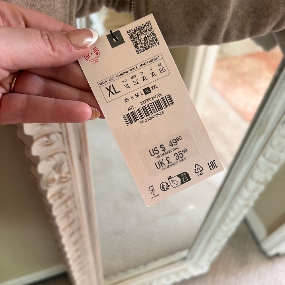 Zara Women's Bomber Jacket - Picture 4 of 8